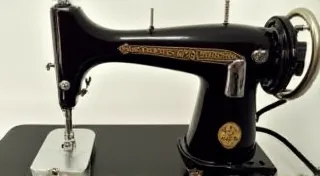 Restoring a Singer 201: Polishing the Machine Body